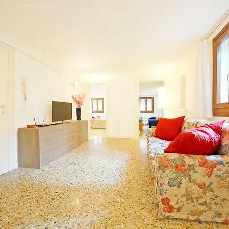 شقة Sant'aponal Rialto البندقية